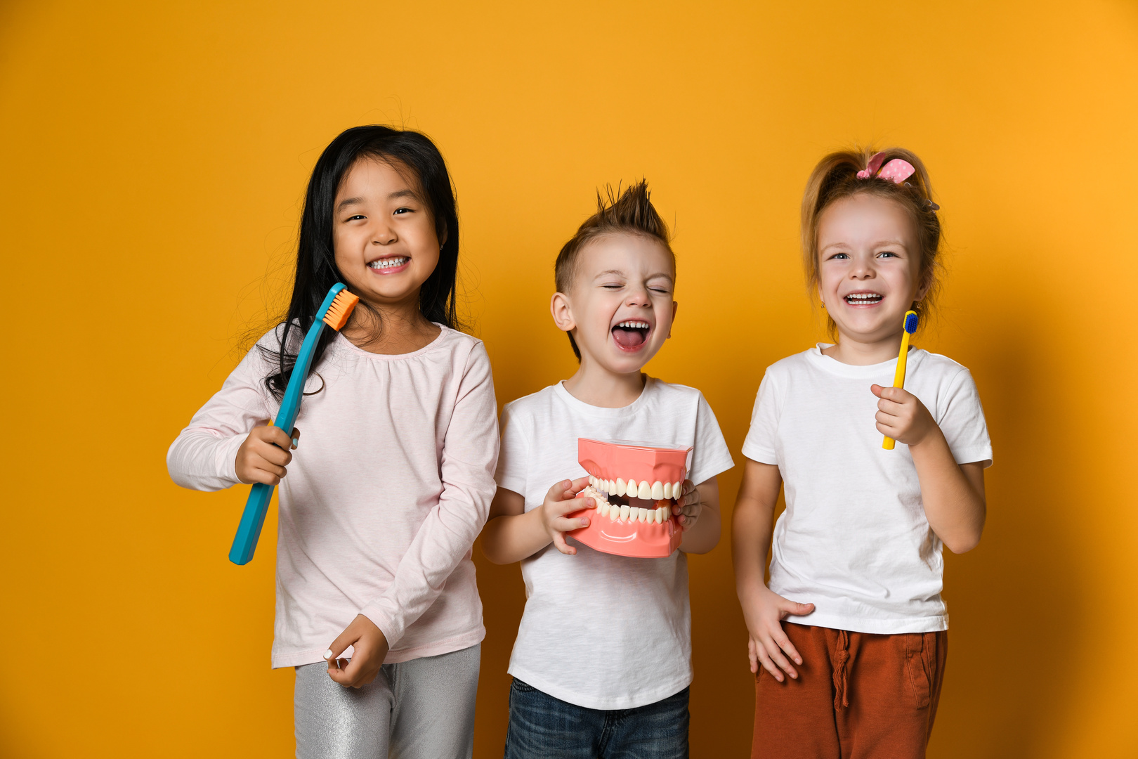 Omni Smiles Pediatric Dentistry | White Fillings, Preventive Dental Care and Tooth Extractions
